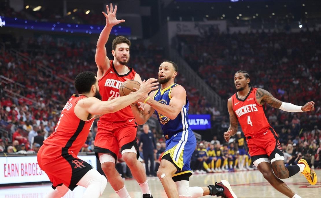 包含休斯敦火箭发布备战花絮；国际比赛日手感冰凉；CBA常规赛任务艰巨；训练强度明显提升的词条