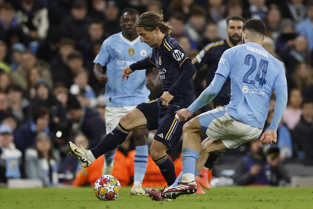 爱游戏GAMING平台-尼斯发布备战花絮；关键时刻遗憾出局；英超任务艰巨；数据趋势出现新变化的简单介绍